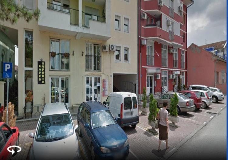 Sweet Home Center Apartment Novi Sad Exteriör bild