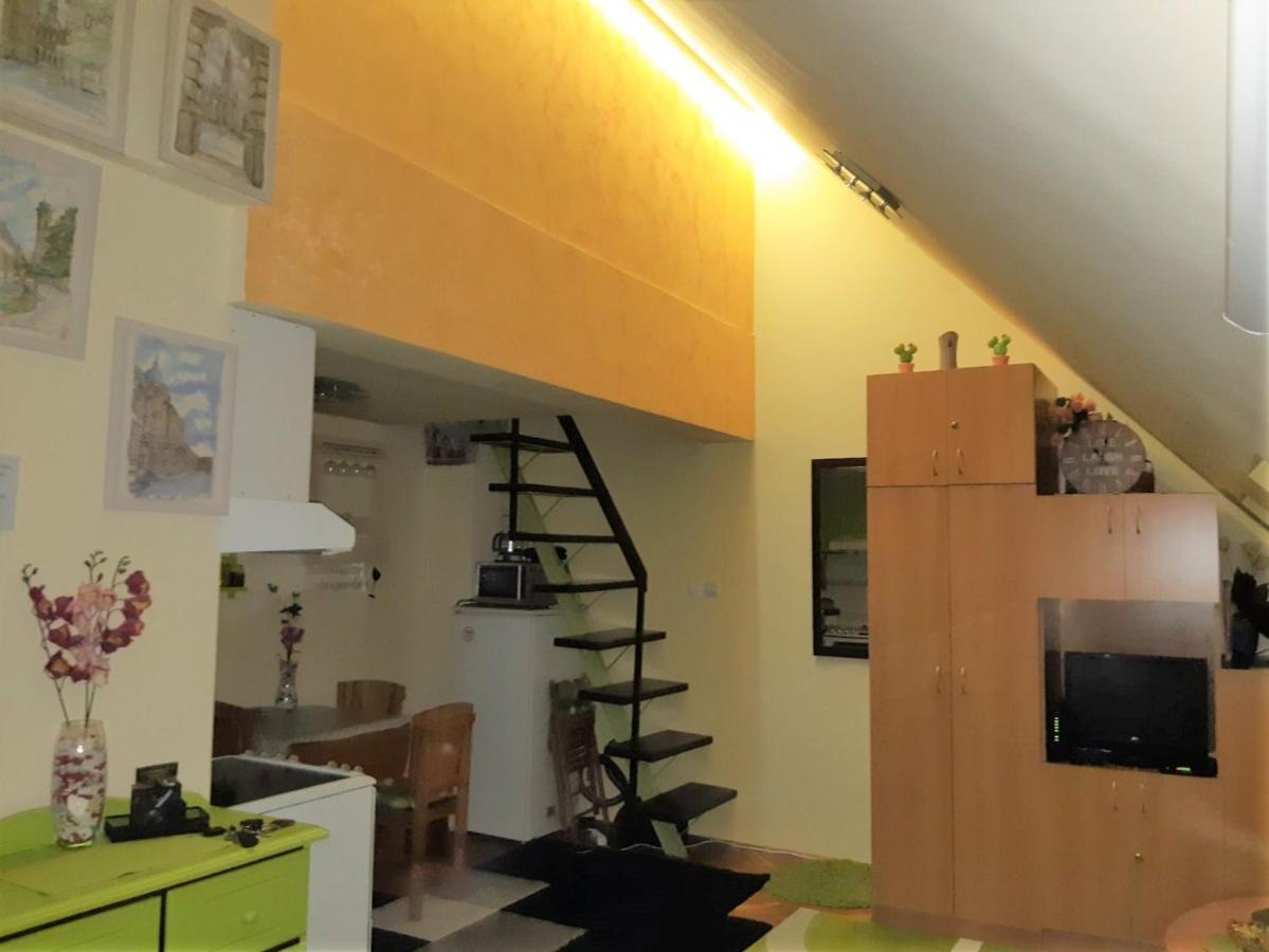 Sweet Home Center Apartment Novi Sad Exteriör bild