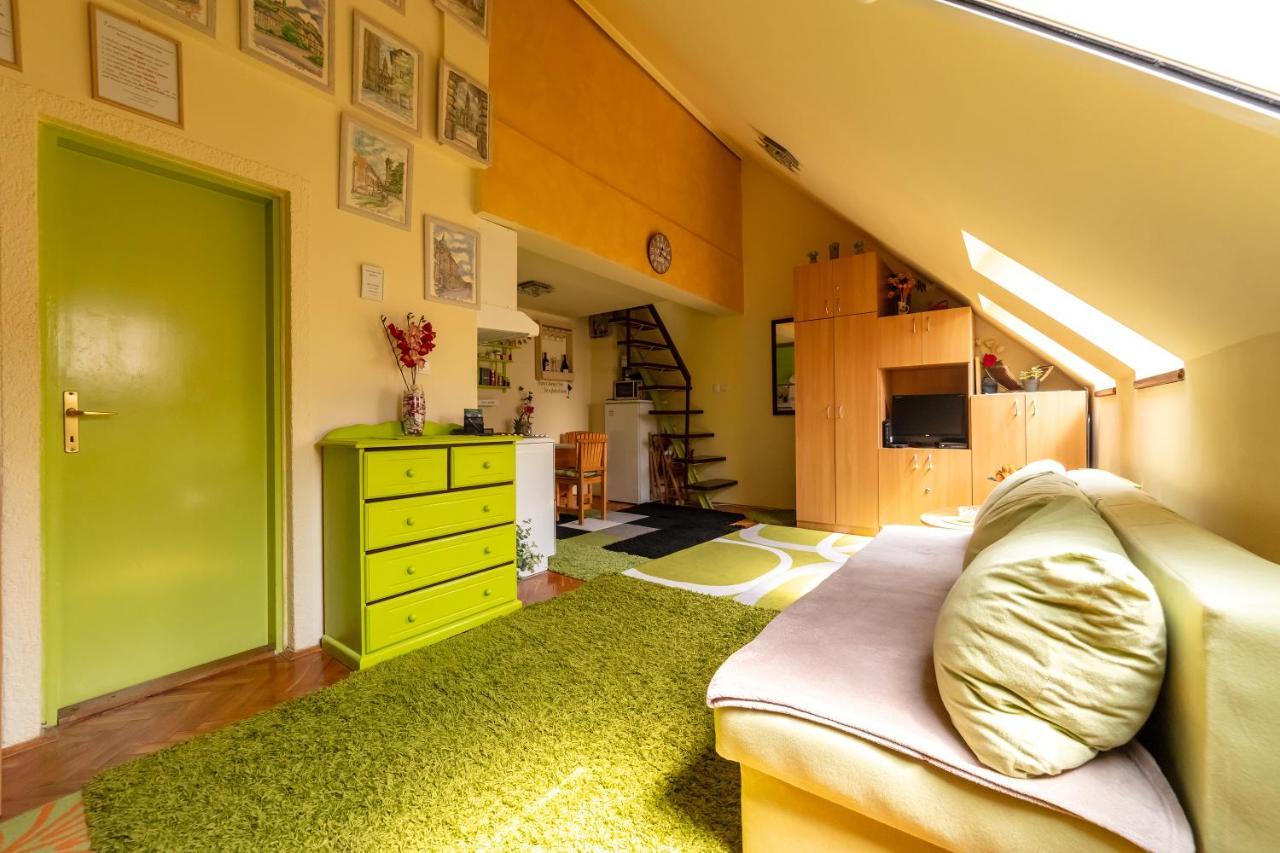 Sweet Home Center Apartment Novi Sad Exteriör bild